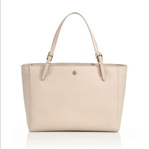 Saffiano leather York Buckle Tote